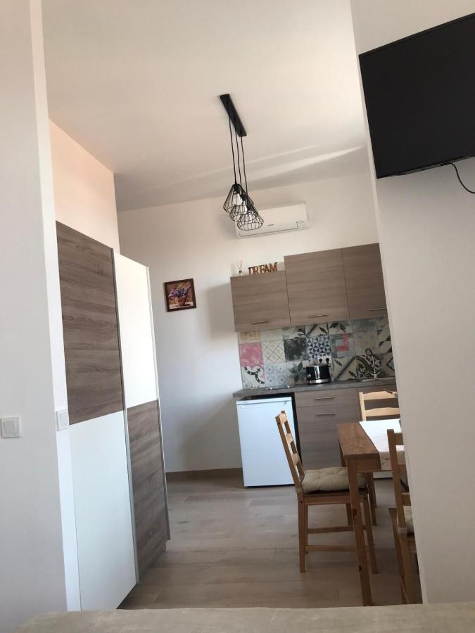Studio Apartmani Paola غييكا المظهر الخارجي الصورة