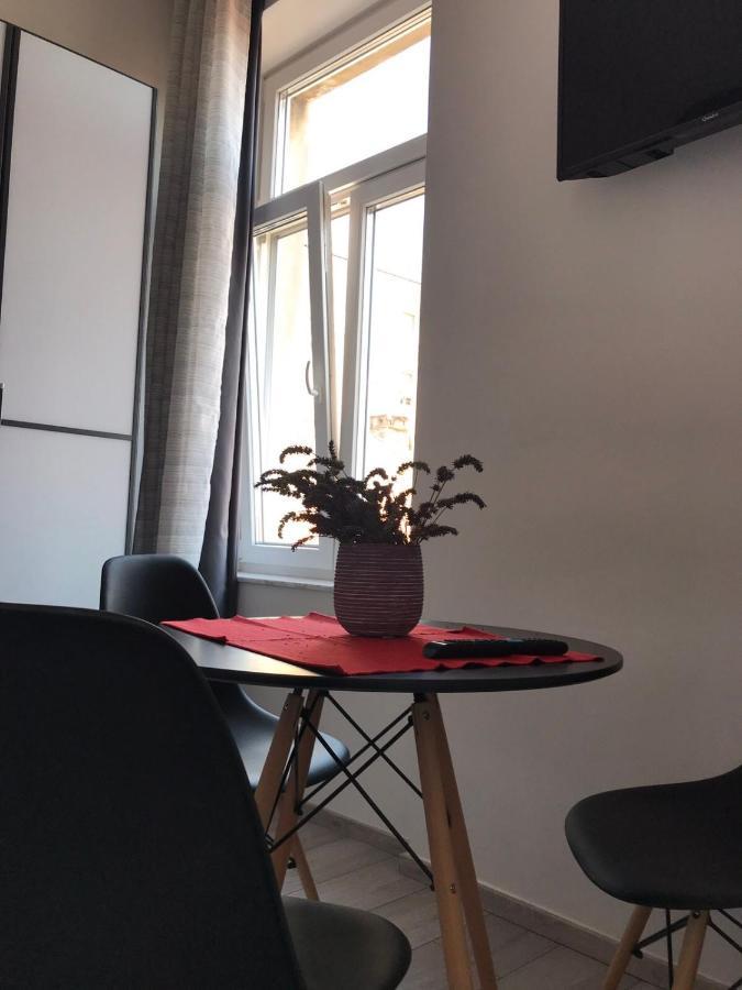 Studio Apartmani Paola غييكا المظهر الخارجي الصورة